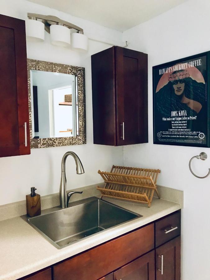 Downtown Hawaiian Paradise Condo With Hot Tub, Pool & Beach - Kona Islander Inn Kailua-Kona Zewnętrze zdjęcie