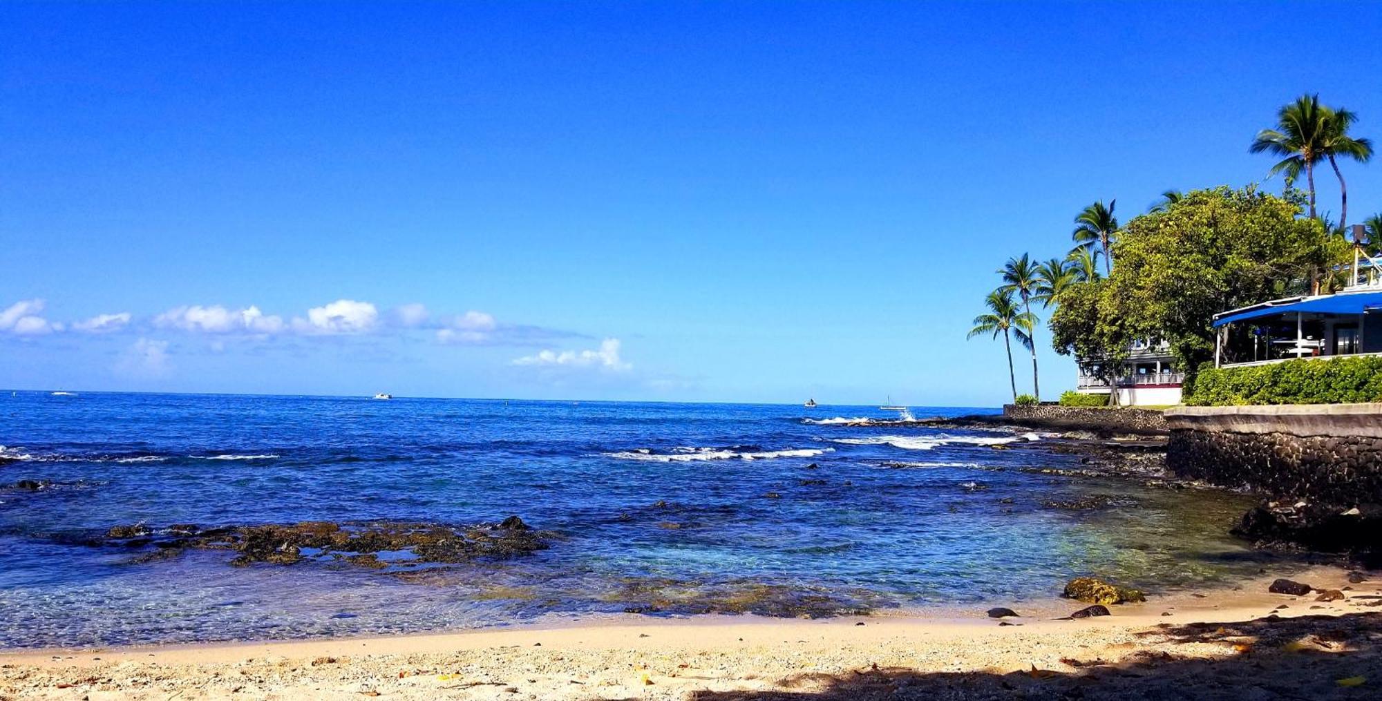 Downtown Hawaiian Paradise Condo With Hot Tub, Pool & Beach - Kona Islander Inn Kailua-Kona Zewnętrze zdjęcie