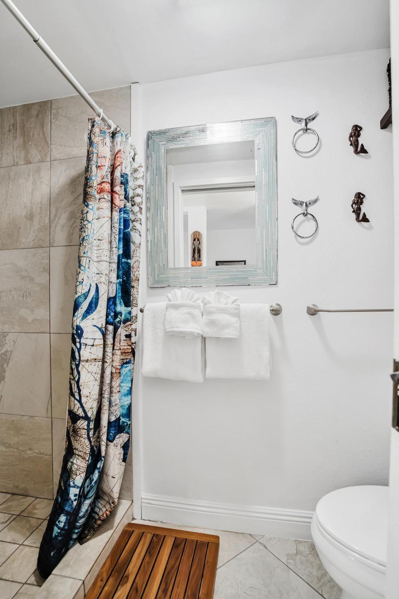 Downtown Hawaiian Paradise Condo With Hot Tub, Pool & Beach - Kona Islander Inn Kailua-Kona Zewnętrze zdjęcie