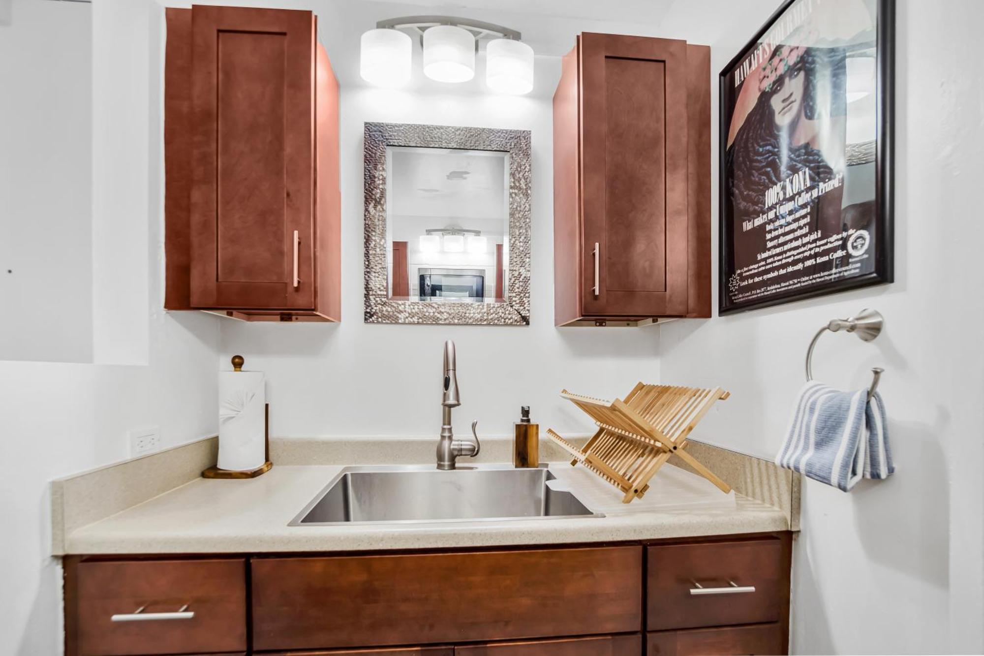Downtown Hawaiian Paradise Condo With Hot Tub, Pool & Beach - Kona Islander Inn Kailua-Kona Zewnętrze zdjęcie